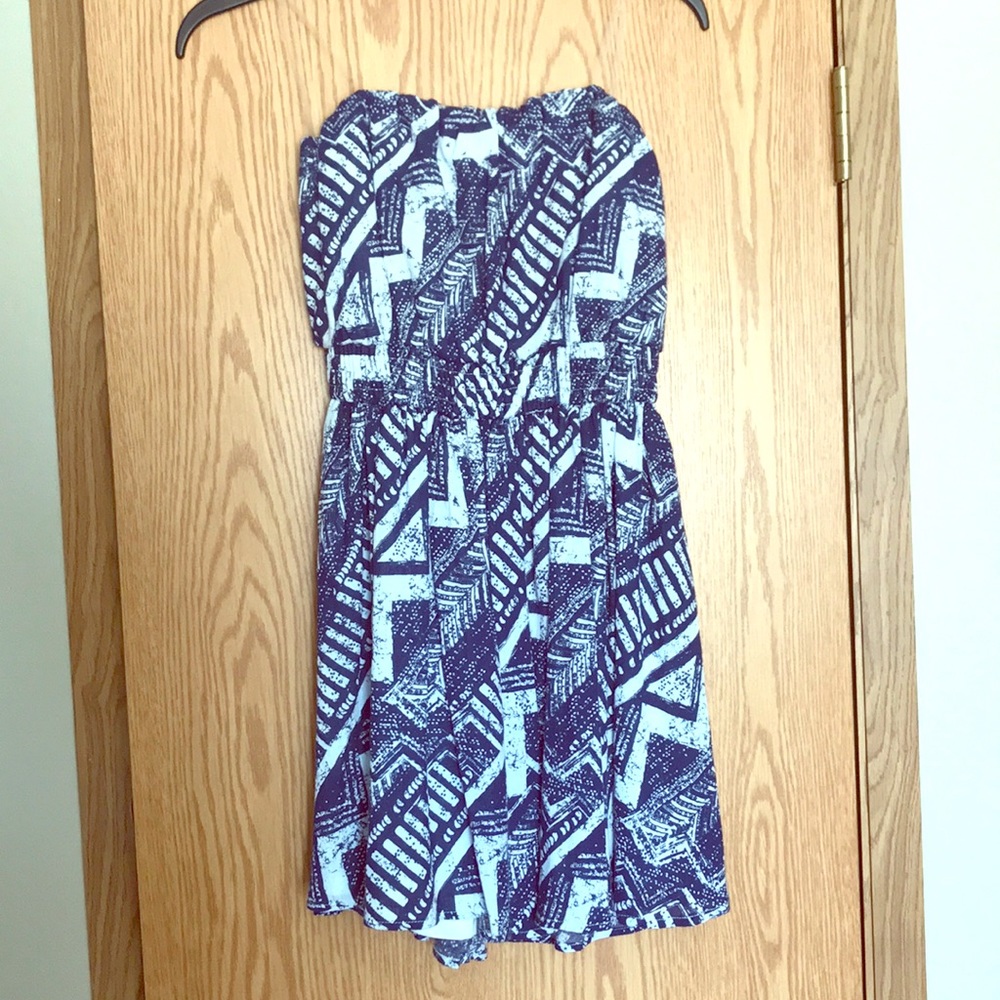 **accepting offers** Strapless blue & white dress